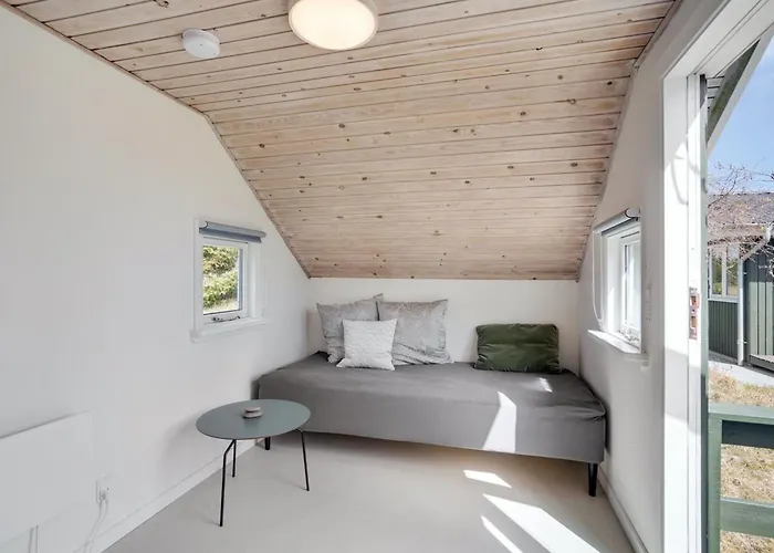 Absolon - 1-5km From The Sea By Interhome *