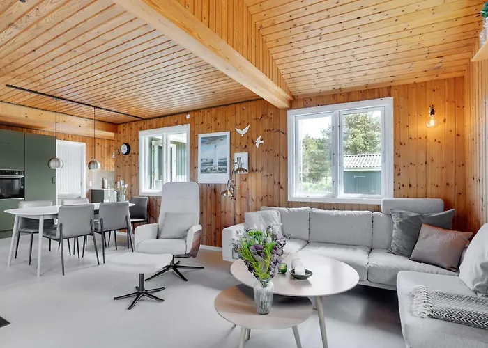 Holiday home Absolon - 1-5km From The Sea By Interhome *